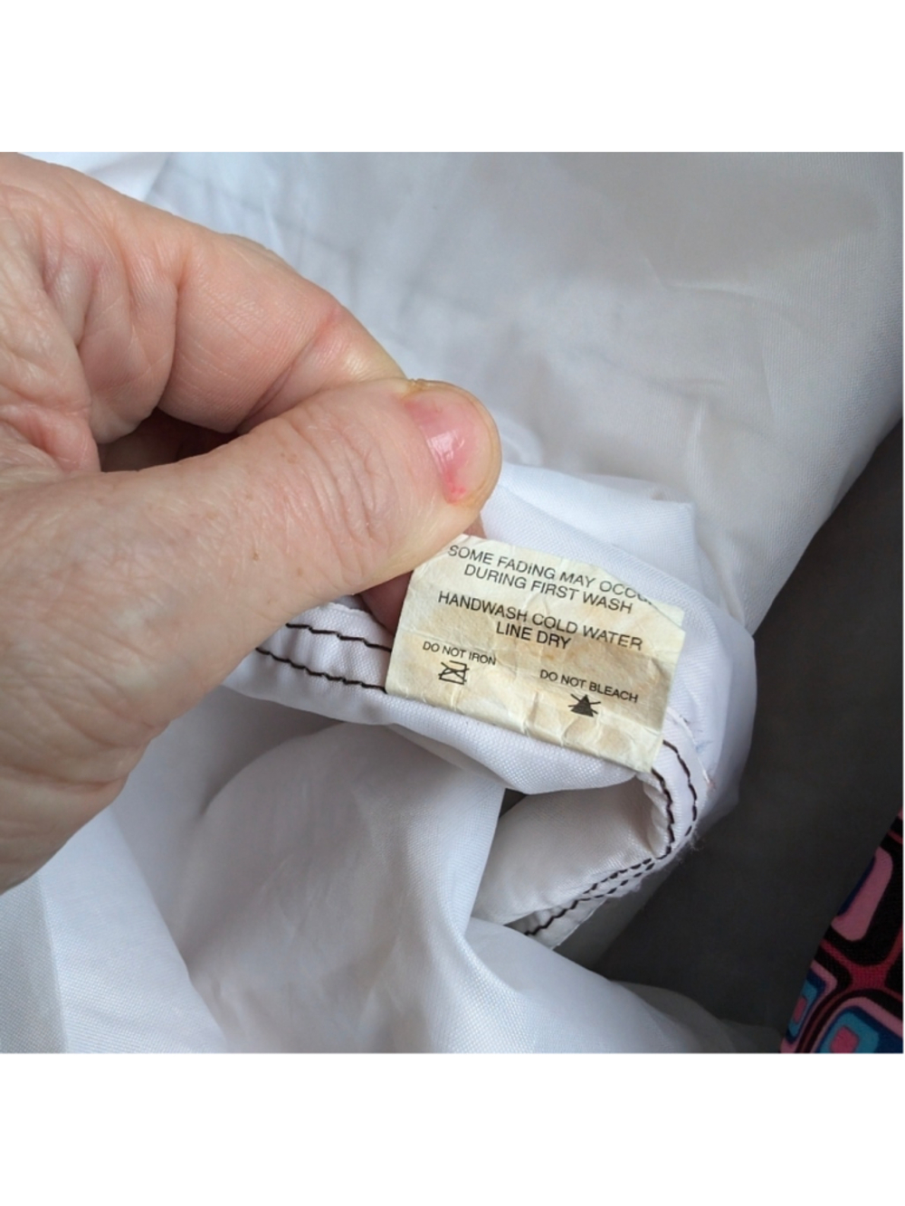 Lesportsac weekender/travel bag - Picture 6 of 6
